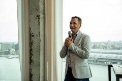 User-Meeting-5-van-6