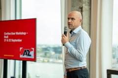 User-Meeting_Final-24-van-109