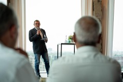 User-Meeting_Final-32-van-109
