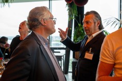User-Meeting_Final-41-van-109
