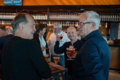 User-Meeting_Final-42-van-109