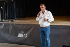 User-Meeting_Final-97-van-109